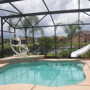 Meet your Posher, Donna